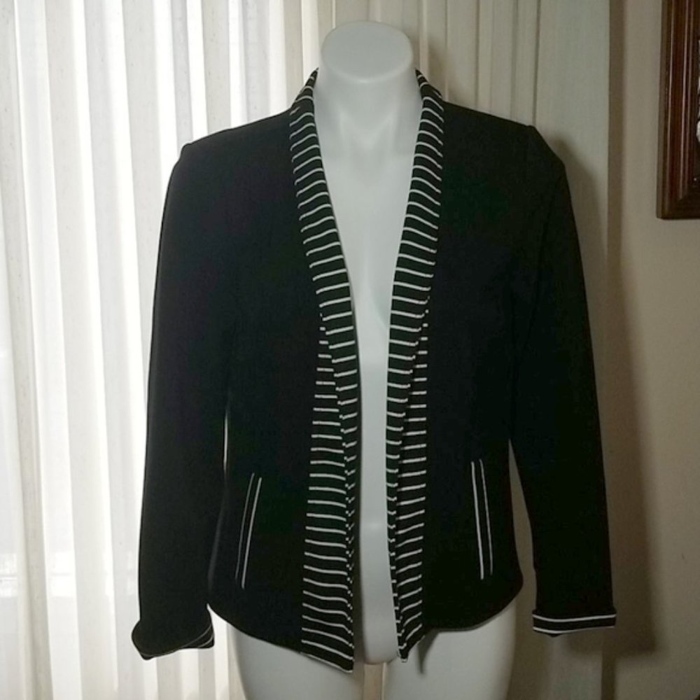 Christopher & Banks Dress Blazer Size Small